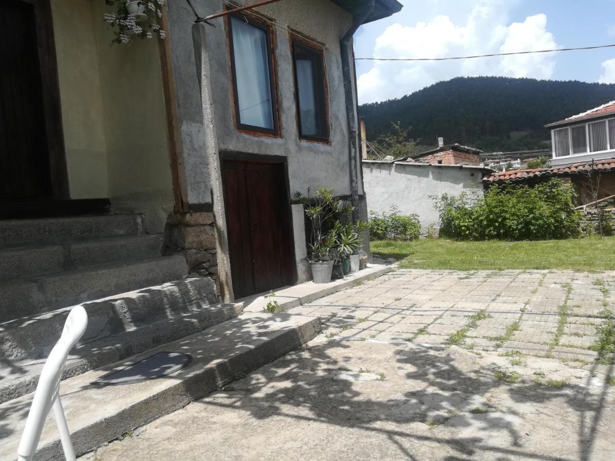 Къща Христини Otel Kalofer Dış mekan fotoğraf